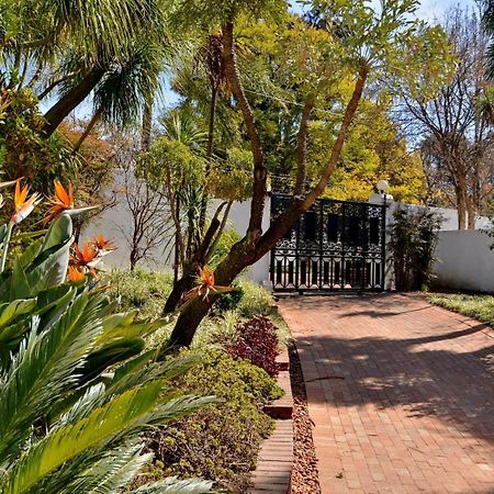 Atholl Guest House โจฮันเนสเบิร์ก ภายนอก รูปภาพ